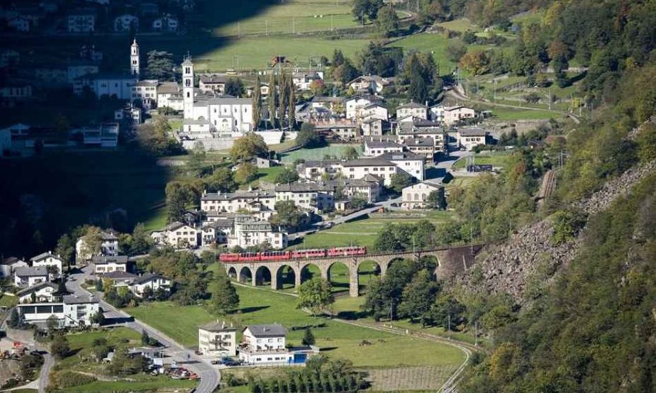 offerta svizzera con il trenino rosso bernina