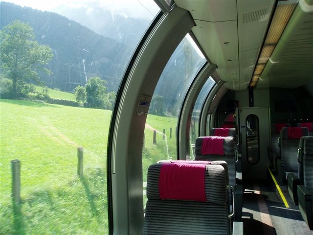in treno in svizzera