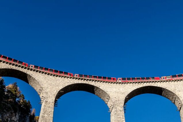 panorami d’Engadina e Grigioni in treno
